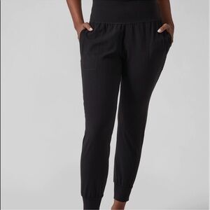 Athleta Salutation Jogger Size S